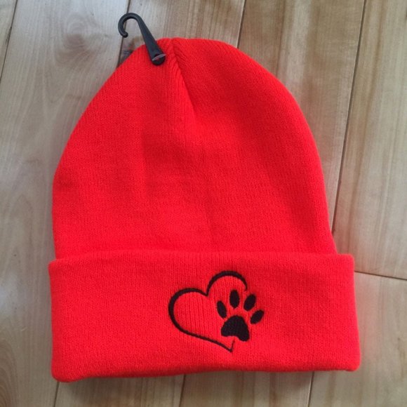 Dog paw & heart beanie - adult women's embroidered hat - Picture 1 of 2